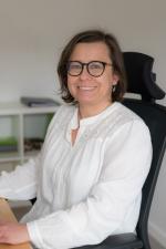 Maître Hélène Loréal