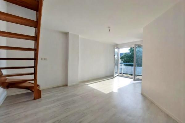 Appartement en duplex T2 et box  à Vannes