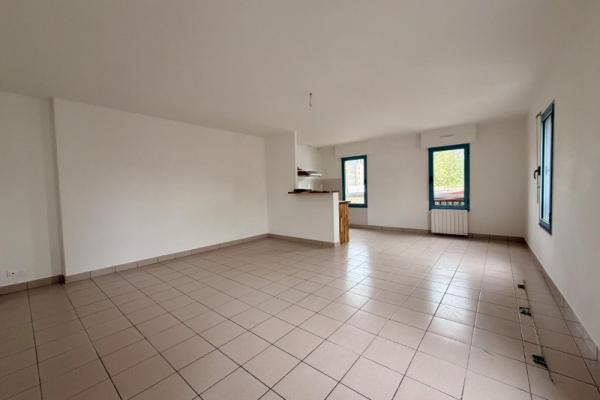 Immeuble composé de trois logements à Sainte-Anne-d'Auray