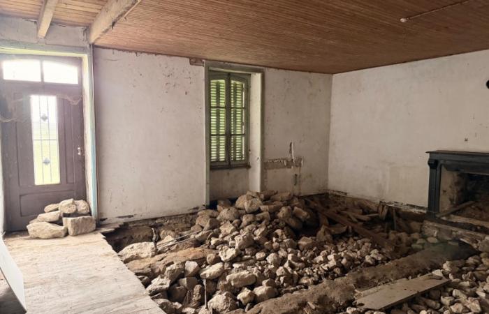 Longère à réhabiliter + hangar et terrain constructible à Theix